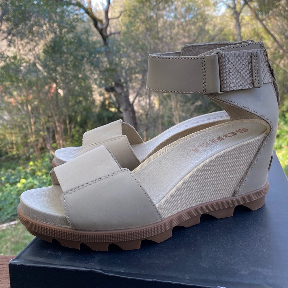 NEW Sorel Joanie II Ankle Strap Sandal